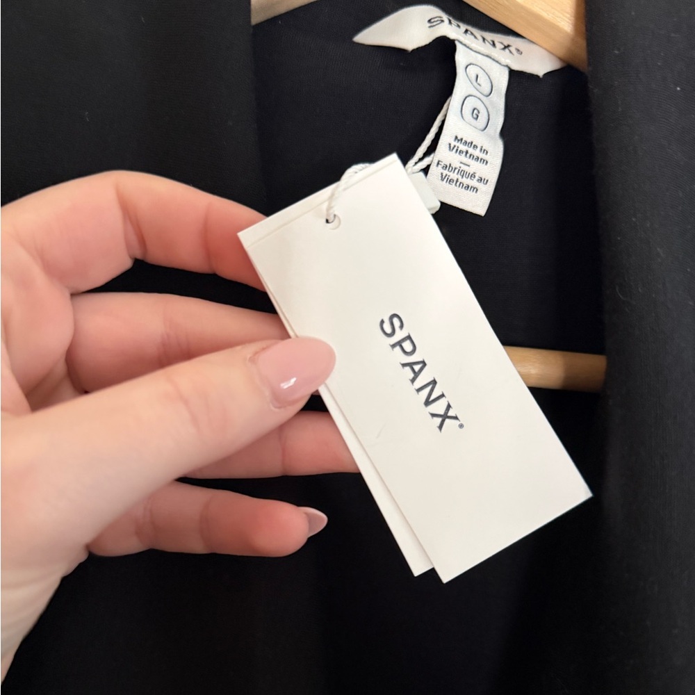 NWT SPANX AirEssentials Drape Front Cardigan in V… - image 9